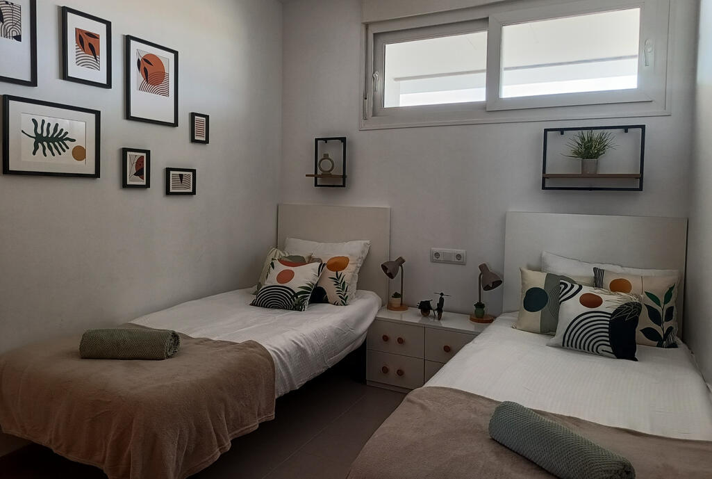 Sleeps 4 comfortably